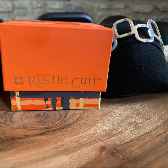 Rustic Cuff - Metal Cuff - Picture 5 of 6